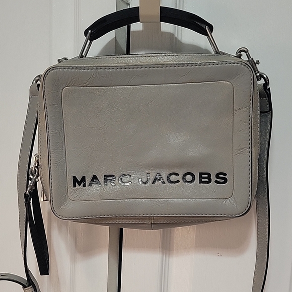 SOLD! Marc Jacobs Gray Crossbody Bag - Picture 2 of 4